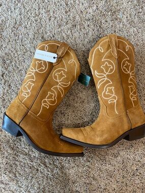 Buck & Branna Tan Suede Western Heeled Boots for Women